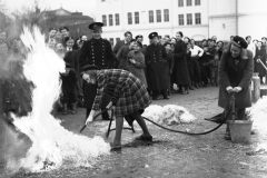 Brandövning under kriget 1940-45