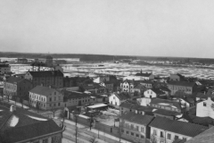 Från Huvudbyggnadens tak mot Borgarskolan ca 1914